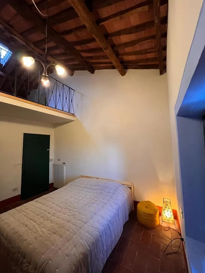 Borgo Al Canto Degli Alberi Lucca 0*,