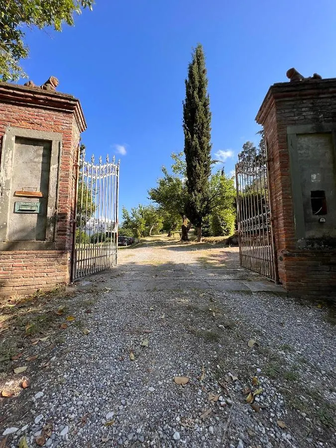 Borgo Al Canto Degli Alberi Lucca Apartment
